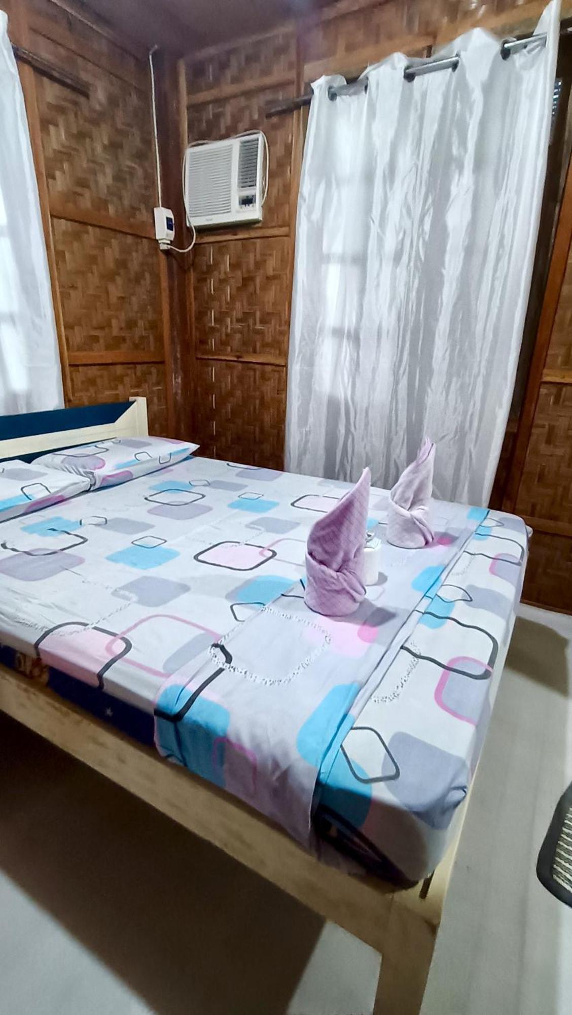 James Homestay Siquijor Exterior photo