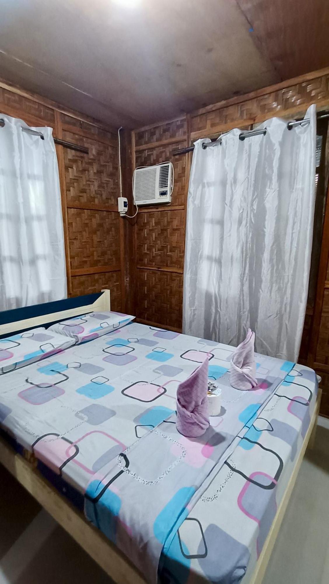 James Homestay Siquijor Exterior photo